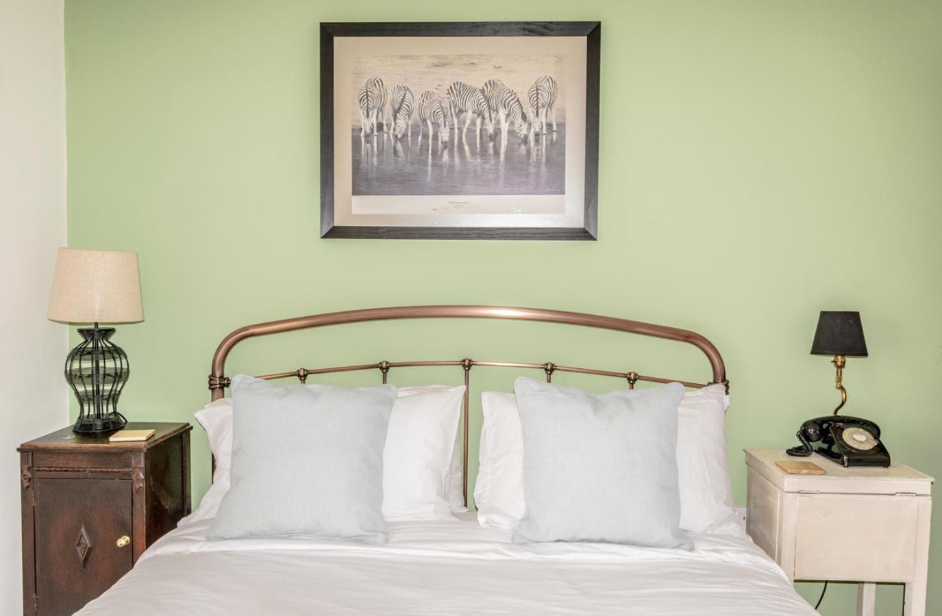 Stylish 2 Bedrooms Cosy & Bright Cottage, Pet Friendly, Sleeps 5, Titchfield Village - Summer Special Offer!! - By Blue Puffin Stays מראה חיצוני תמונה